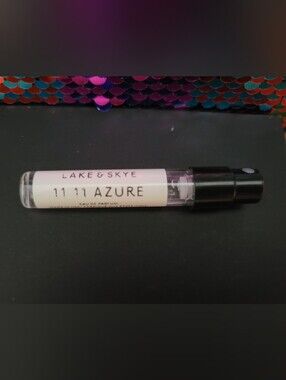 11 11 AZURE Lake & Skye Sample